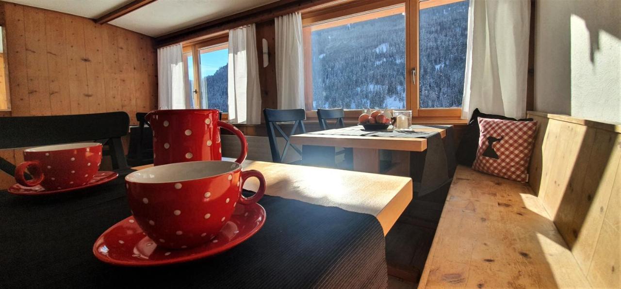 B&B Piz D'Err Tinzen Buitenkant foto